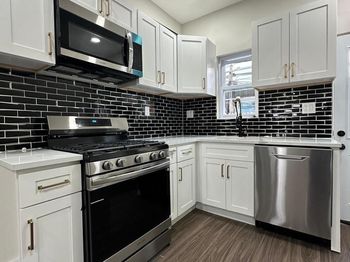 2428 S Beulah Street