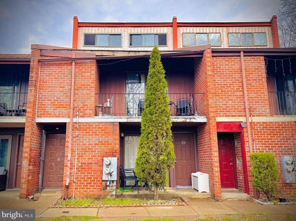 9841 Northeast Avenue, Philadelphia PA 19115