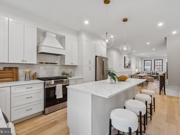 2016 Morris Street, Philadelphia PA 19145