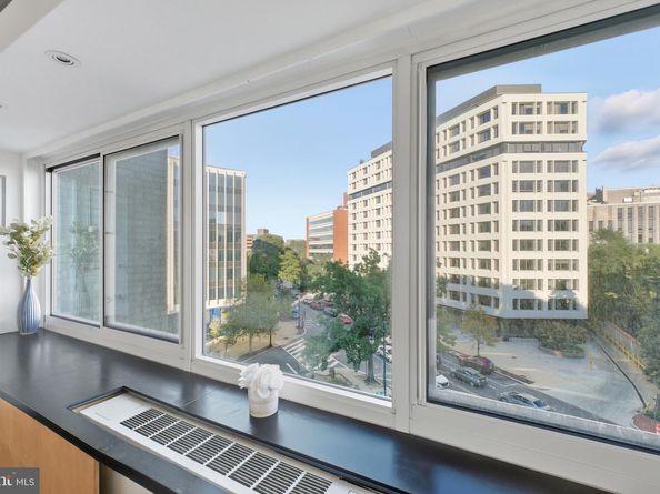 1330 New Hampshire Avenue NW 612, Washington DC 20036