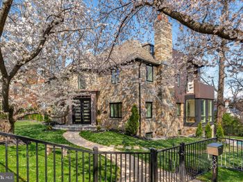 3001 Foxhall Road NW