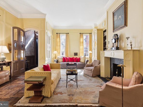 1811 Delancey Place, Philadelphia PA 19103