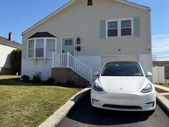 1427 Saint Charles Place
