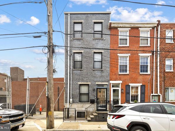 126 Tasker Street, Philadelphia PA 19148