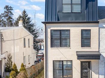 268 Dupont Street