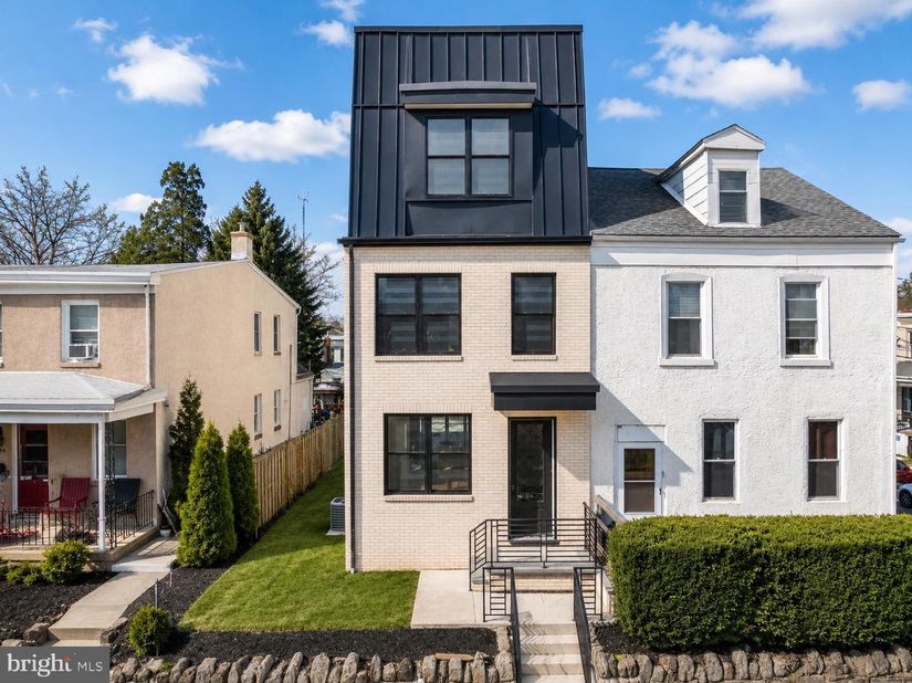 268 Dupont Street, Philadelphia PA 19128
