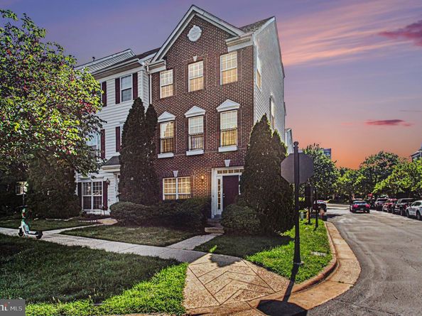 100 Meadows Lane, Alexandria VA 22304