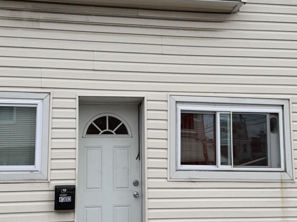 4303 N 6TH Street, Philadelphia PA 19140