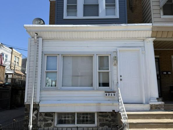 4715 Oakmont Street, Philadelphia PA 19136