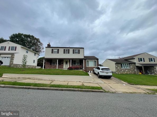 870 Morefield Road, Philadelphia PA 19115
