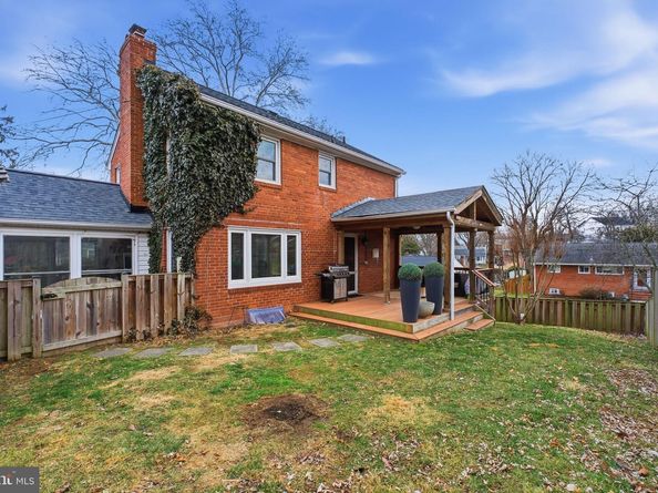 6060 N 9TH Street N, Arlington VA 22205