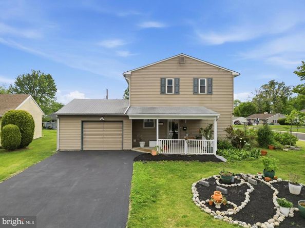 342 Chelsea Road, Fairless Hills PA 19030