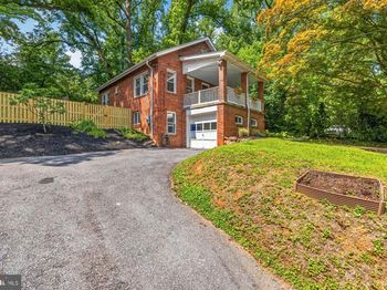 5312 Tuscarawas Road