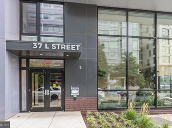 37 L Street SE