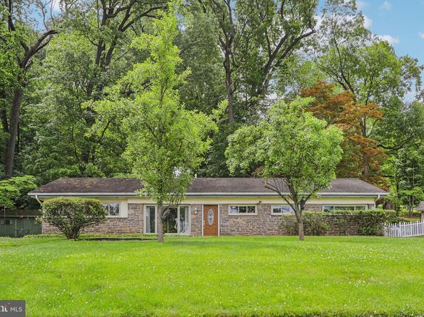 919 Croton Road, Wayne PA 19087