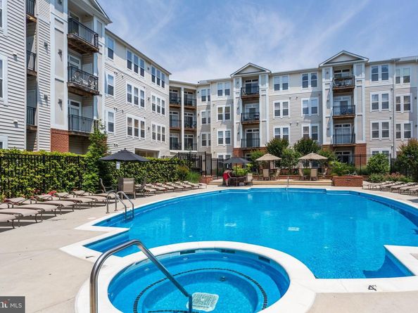 2655 Prosperity Avenue 201, Fairfax VA 22031