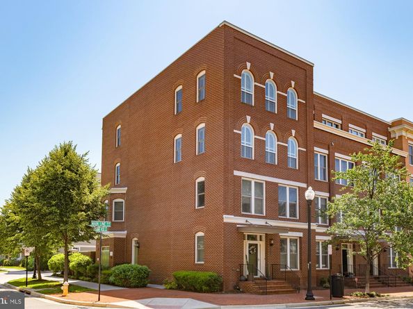 701 Annie Rose, Alexandria VA 22301