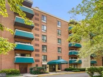 6141 Leesburg Pike