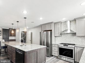 3045 N 35TH Street