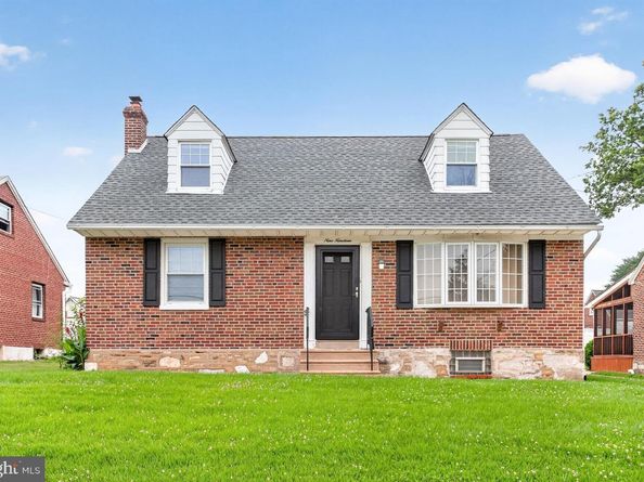 919 Hartel Avenue, Philadelphia PA 19111