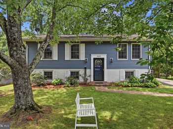 403 E Laurel Avenue