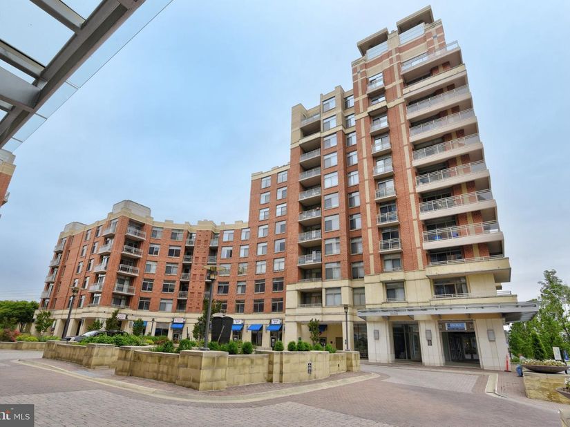 3600 S Glebe Road 417W, Arlington VA 22202