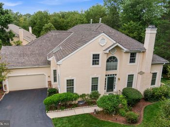 207 Yorktown Place