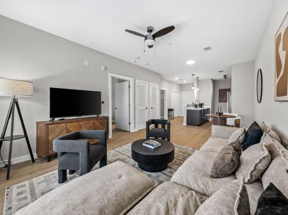 2505 Thornton RD 3302, Austin TX 78704