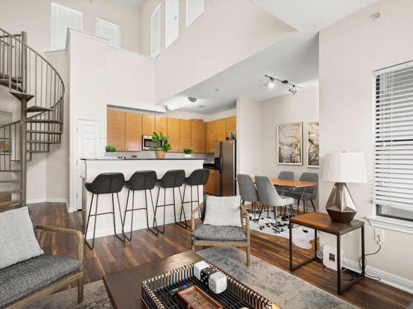 2502 Leon ST 512, Austin TX 78705