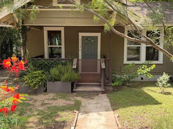 1136 Eleanor ST, Austin TX 78721