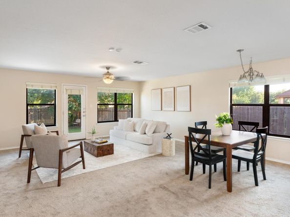 913 Mahomet DR, Pflugerville TX 78660