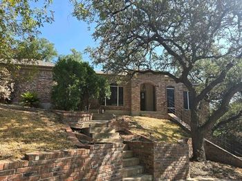 4904 Backtrail Dr