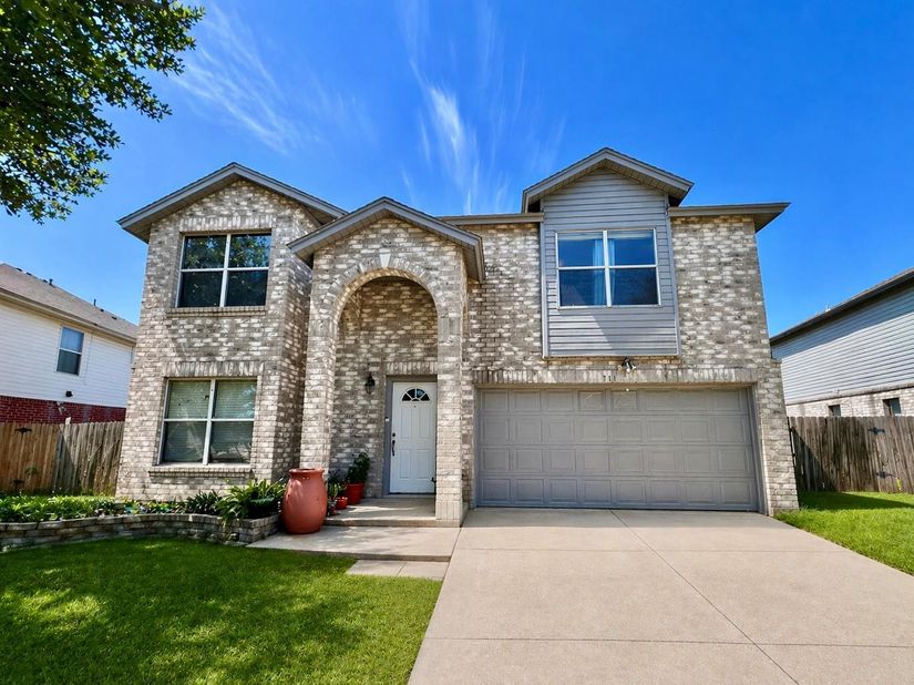711 Palitine LN, Pflugerville TX 78660