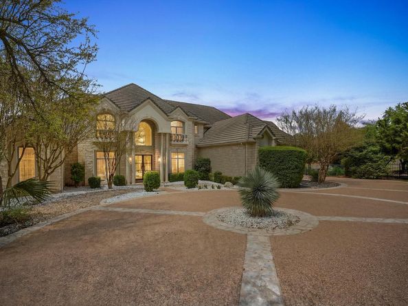 8513 Chalk Knoll DR, Austin TX 78735