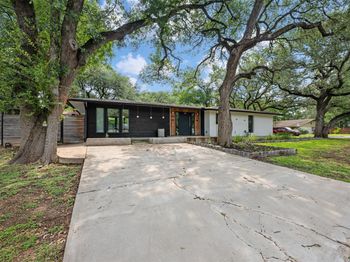 8900 Point West DR