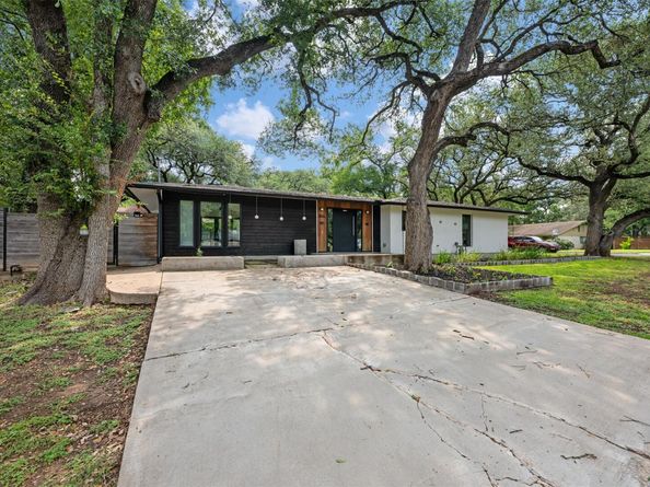 8900 Point West DR, Austin TX 78759