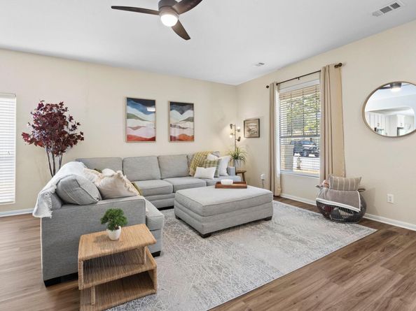 2200 Amur DR, Austin TX 78745