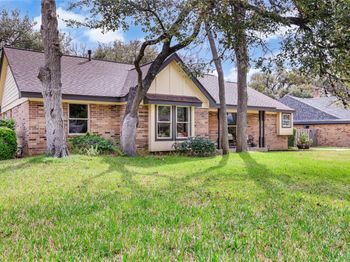 6905 Treaty Oak CIR