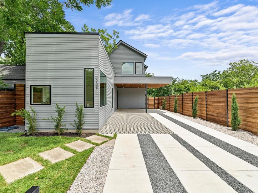 932 E 53rd ST, Austin TX 78751