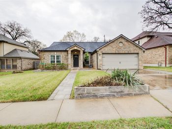 2223 Mockingbird DR