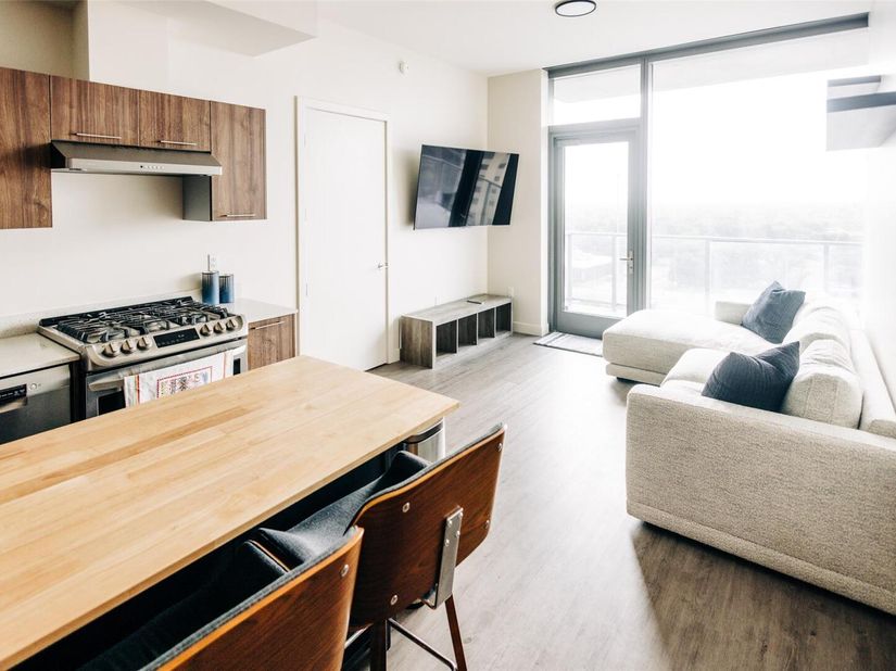 44 East Ave 1208, Austin TX 78701