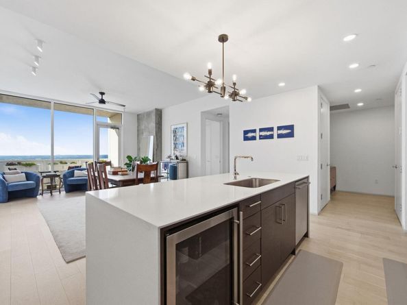 301 West Ave 2906, Austin TX 78701
