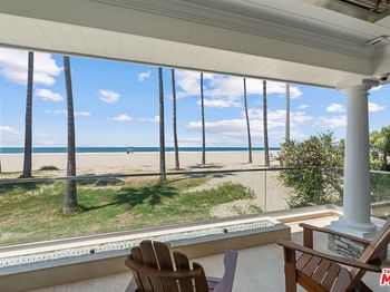 2705 Ocean Front Walk
