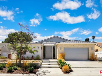 20171 Bayview Avenue