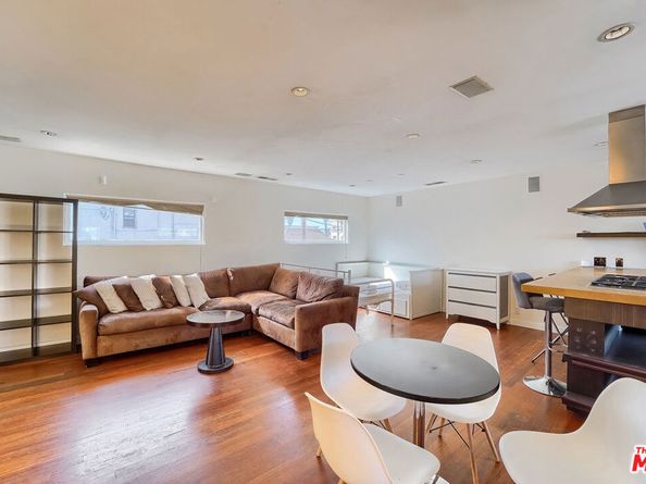 109 Dudley Avenue, Venice CA 90291