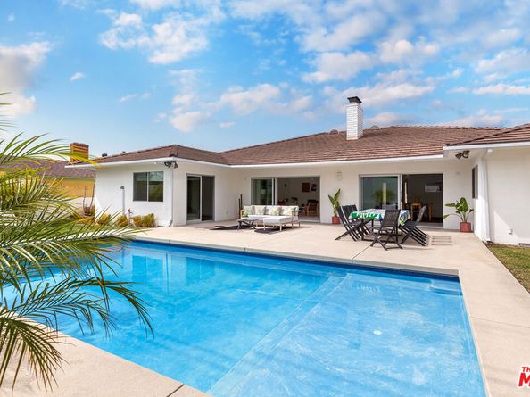 5544 W 63rd Street, Los Angeles CA 90056