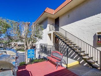 8609 Lake Murray Blvd