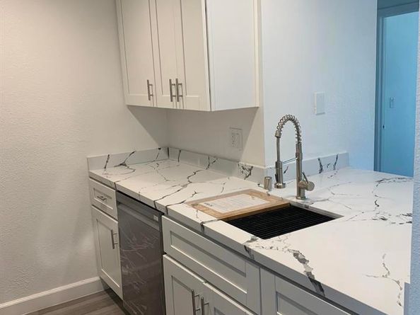 4041 Oakcrest Dr 206, San Diego CA 92105