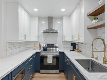 4444 W Point Loma Blvd