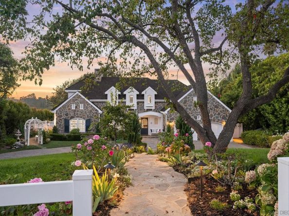 5618 Loma Verde Dr, Rancho Santa Fe CA 92067